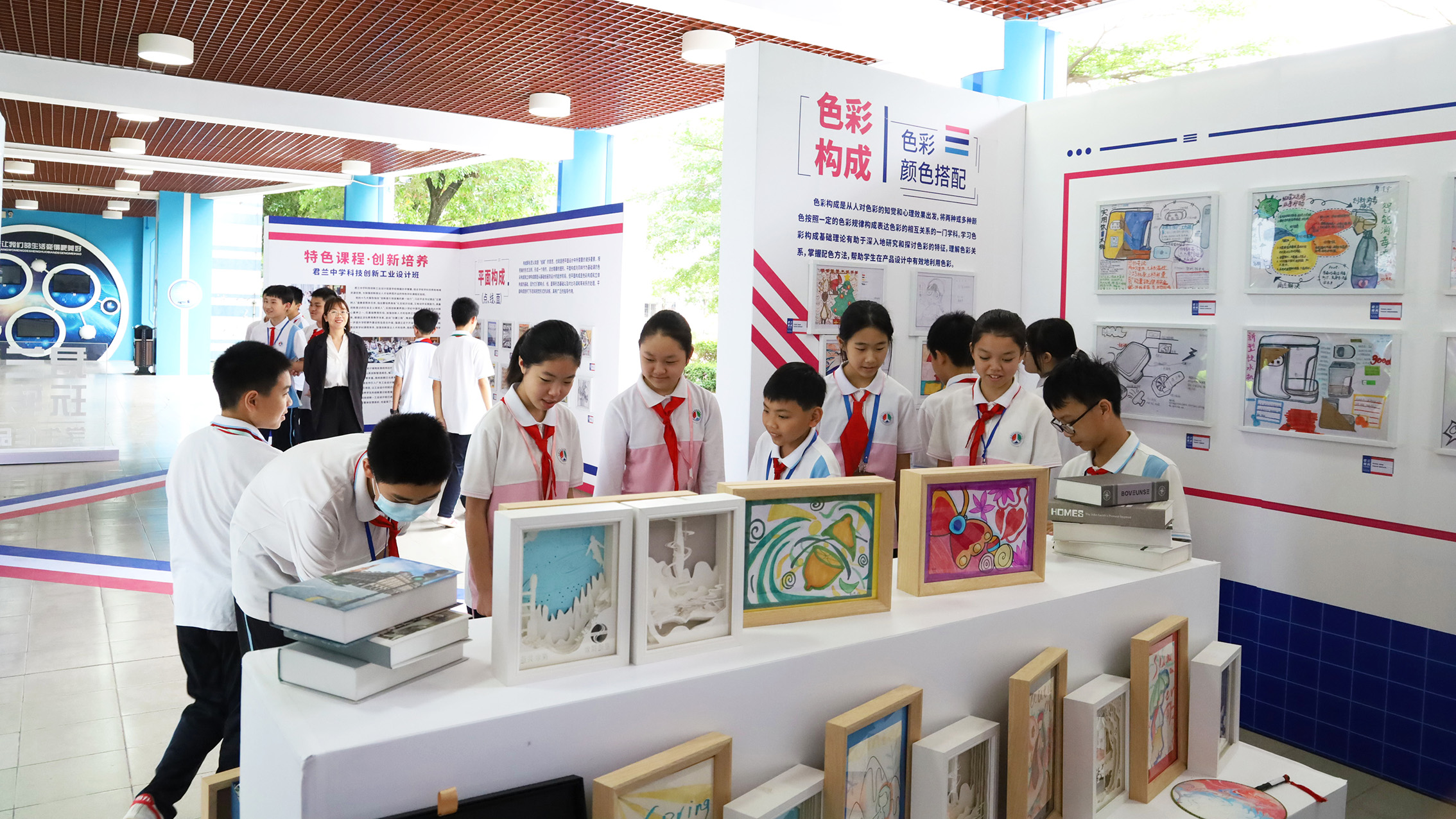 展示設計研學成果！創(chuàng)新設計作品企劃展在君蘭中學掀起熱潮