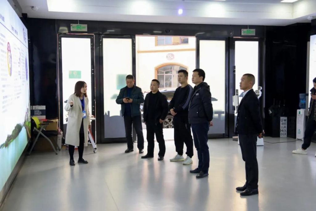 樟樹市、豐城市新階層聯誼在設計小鎮開展