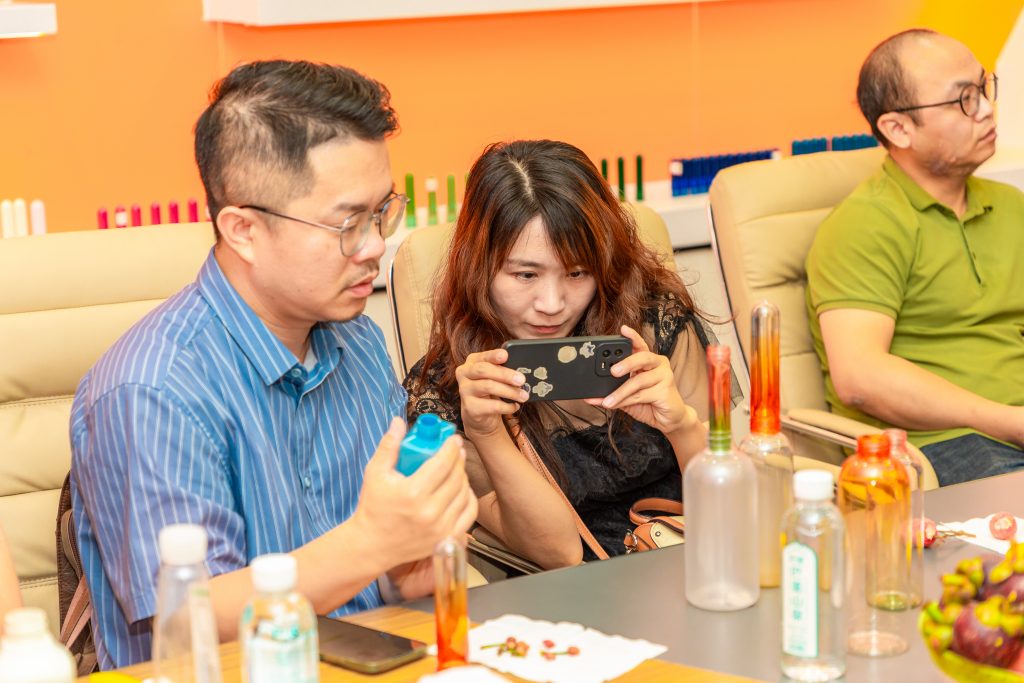 設(shè)計(jì)賦能 | 賦能桂商發(fā)展，順德設(shè)計(jì)鏈動(dòng)產(chǎn)業(yè)首場活動(dòng)舉行