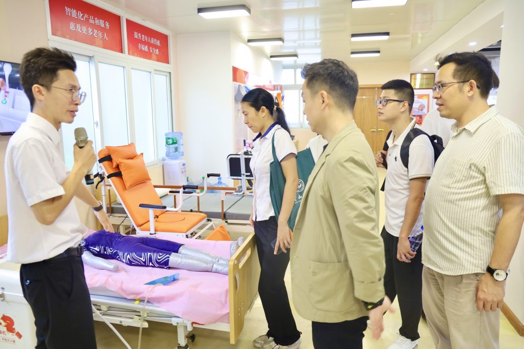 “設(shè)計(jì)鏈動(dòng)·智造賦能” —省工業(yè)和信息化廳研修班交流活動(dòng)在設(shè)計(jì)城舉行