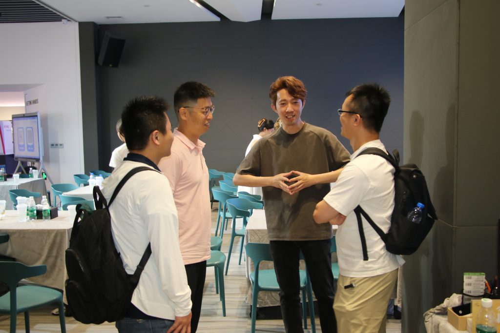 “設(shè)計(jì)鏈動(dòng)·智造賦能” —省工業(yè)和信息化廳研修班交流活動(dòng)在設(shè)計(jì)城舉行