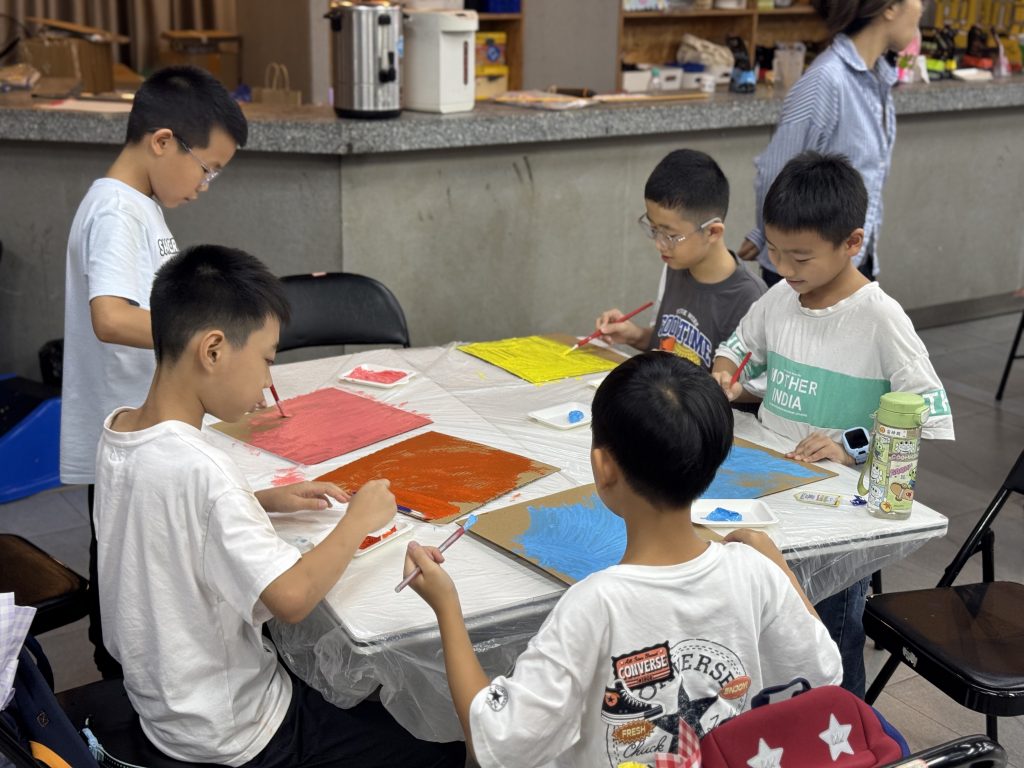 設(shè)計(jì)新苗嗨翻今夏，設(shè)計(jì)城2025年“創(chuàng)意啟航·少年創(chuàng)客營(yíng)”活動(dòng)圓滿(mǎn)收官